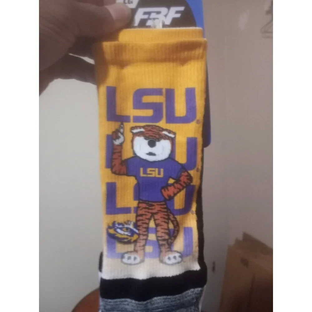 For Bare Feet LSU Tigers V-Curve Soars Socks Size Large L New